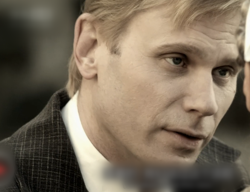 1965年4月9日生于加州洛杉矶,他以扮演 i>lost /i>中的jacob和《 a