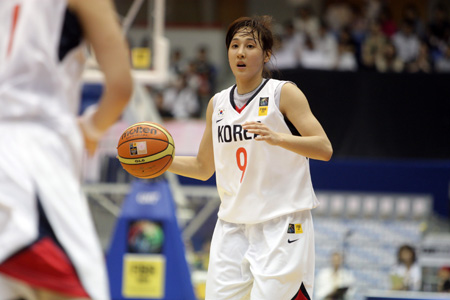 qg9i1">金丹菲(          / kim danbi),1990年2月27日出生于韩国仁川