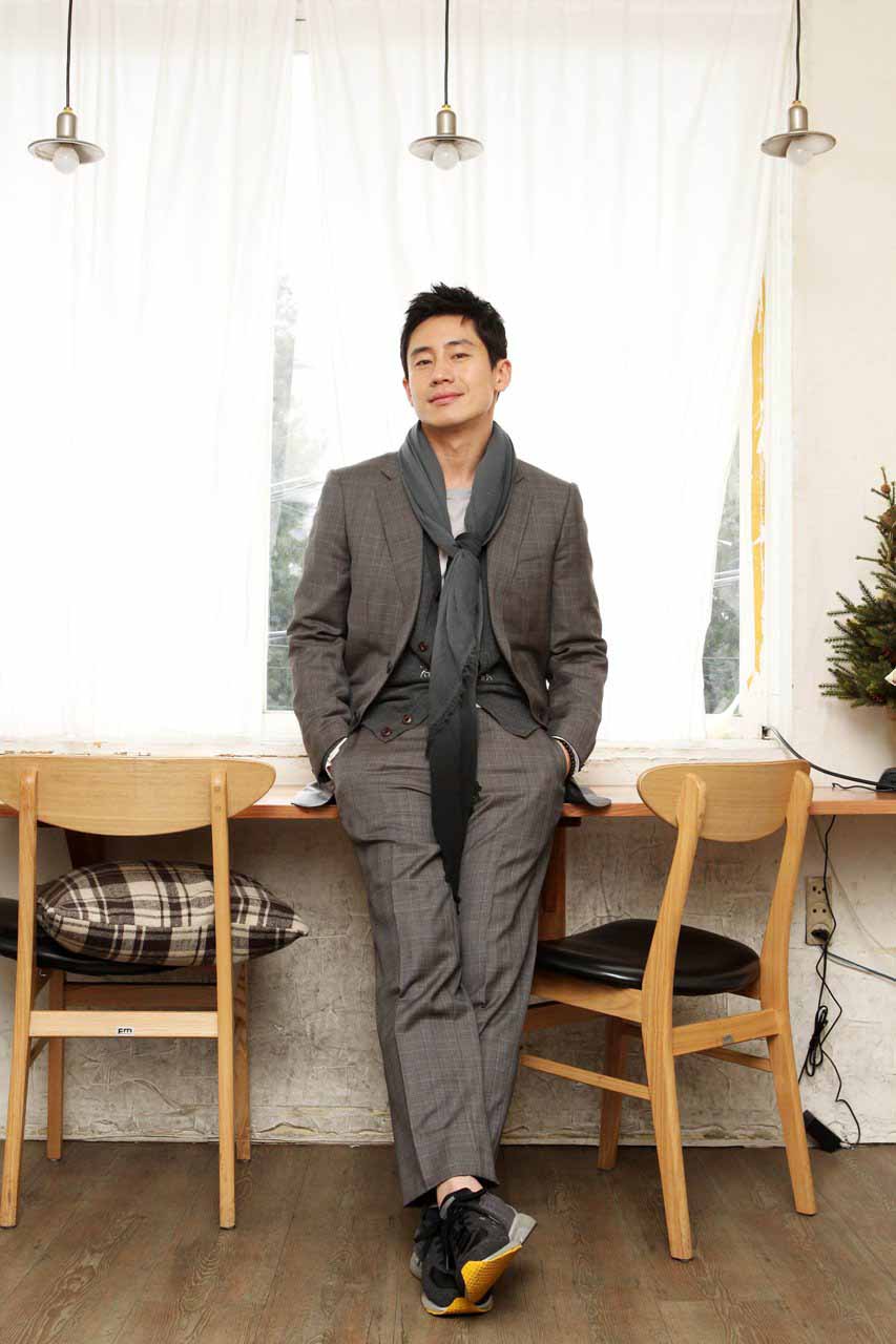  p>申河均(         ,shin ha kyun),1974年5月30日出生于韩国首尔