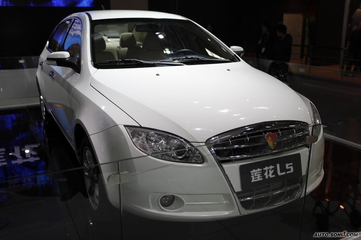="2054934">莲花汽车 /a>为了进军中高级轿车市场而开发的首款b级车型