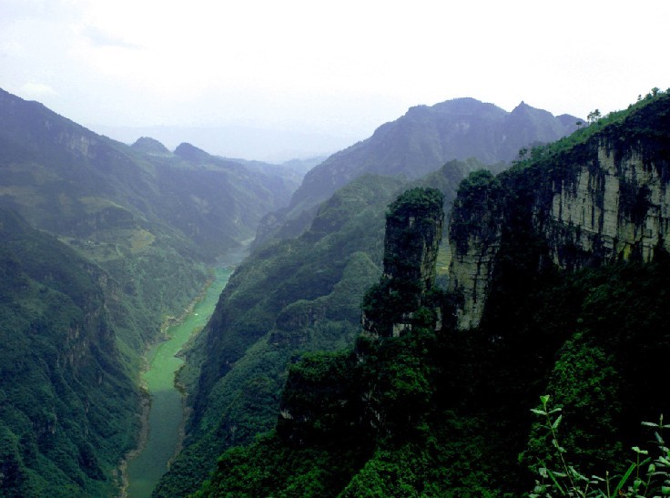 麻阳河与梵净山两大国家级自然保护区,承载乌江文明和古思州文化遗产