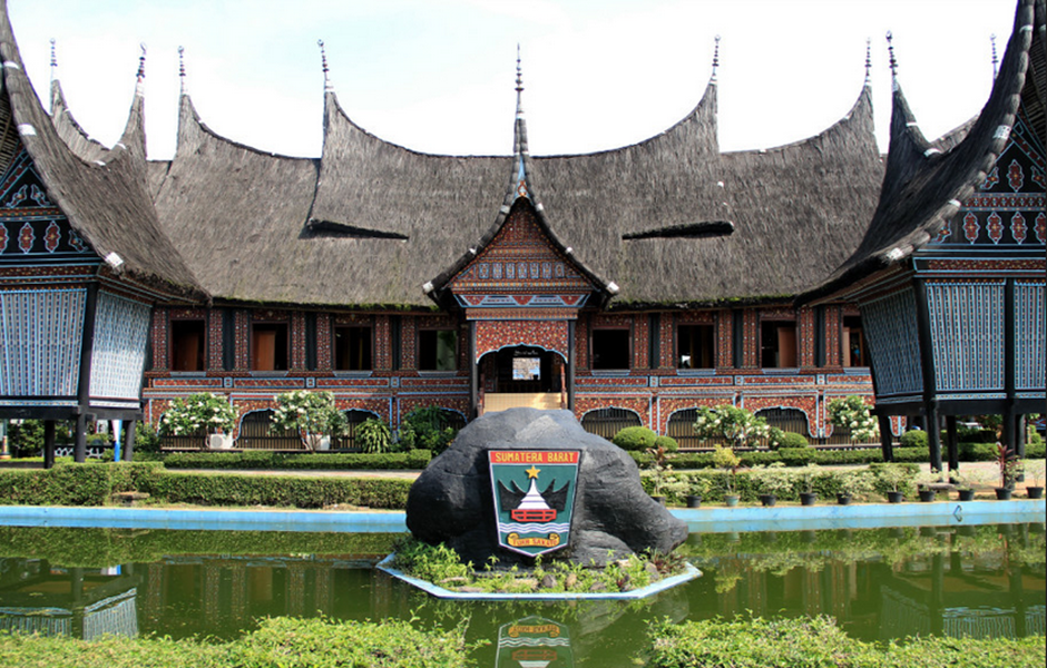  p>印尼缩影公园坐落在 a target="_blank" href="/item/雅加达