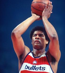  p>韦斯·昂塞尔德 i>(wes unselde,1946年3月14日-2020年6月2日) /i>