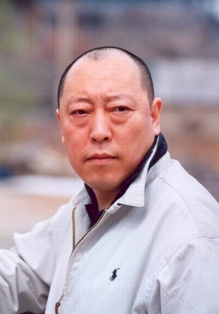 data-lemmaid="305391">中央戏剧学院 /a>,中国内地影视男演员,中国