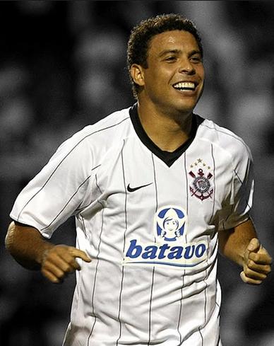 达·利马(ronaldo luiz nazario de lima),1976年9月18日出生在巴西 a