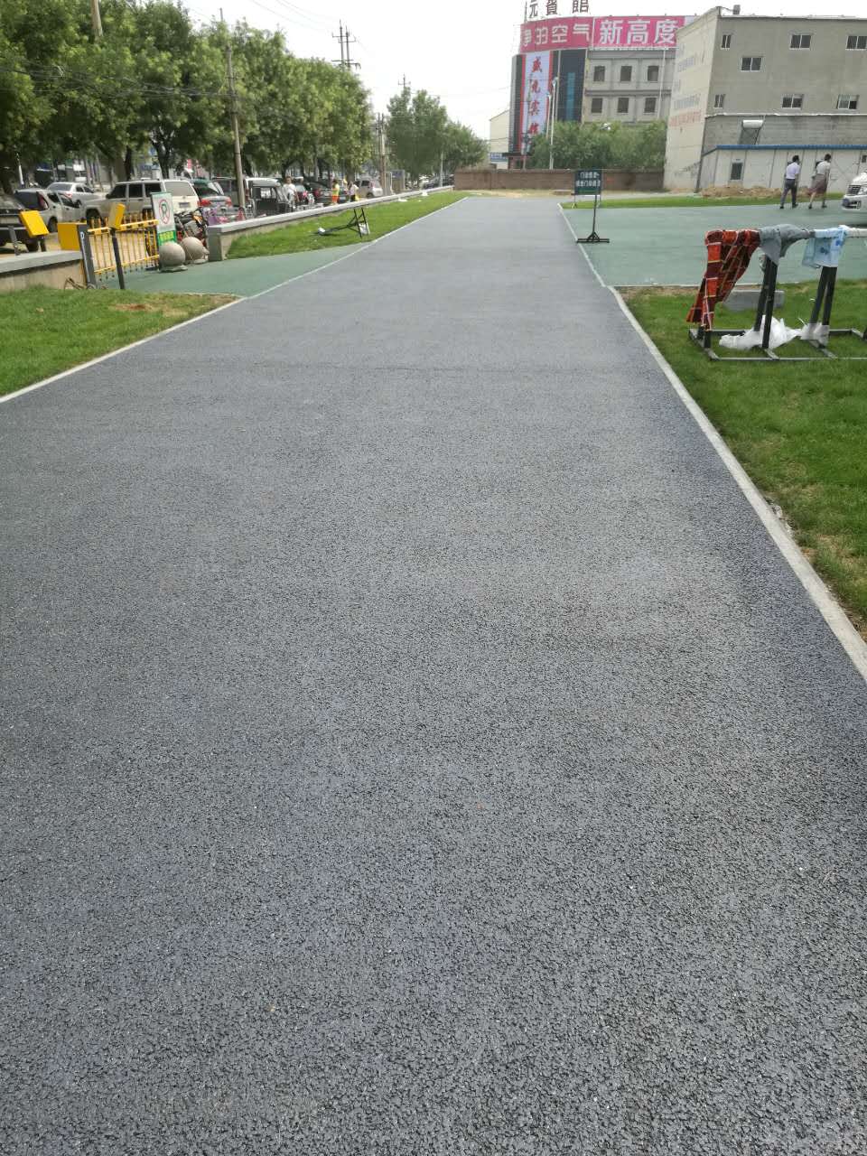 同时在艺术地坪, a target="_blank" href="/item/透水混凝土/542066"