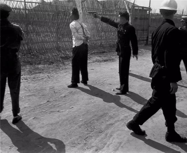  p>死刑(death penalty),也称为 a target="_blank" href="/item/极刑