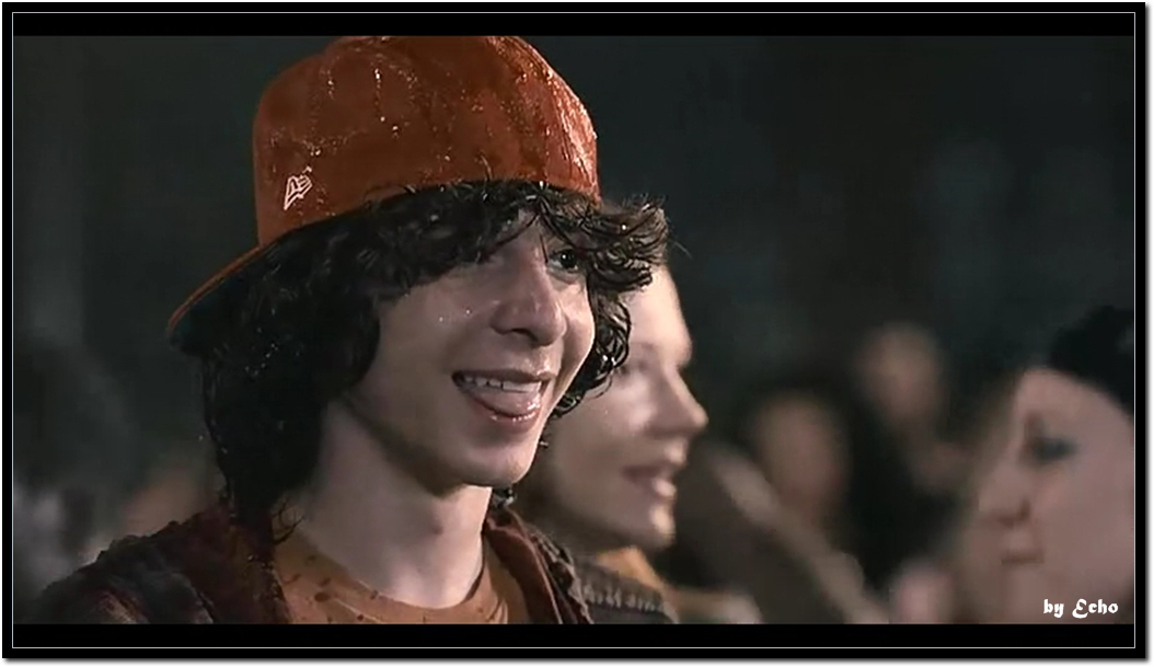 是一部以街舞文化为主题的青春励志片,是《舞出我人生》系列电影的第