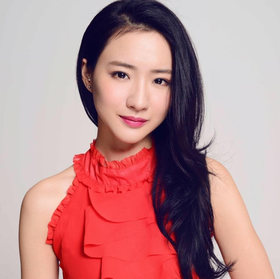  p data-id="go04kb04be">菊梓乔,本名陈晓怡,1986年11月24日出生于