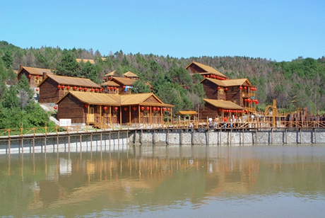 龙泉山庄