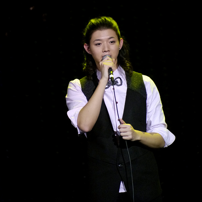  p>霍尊,1990年9月18日出生于上海,中国内地男歌手,音乐人,毕业于 a