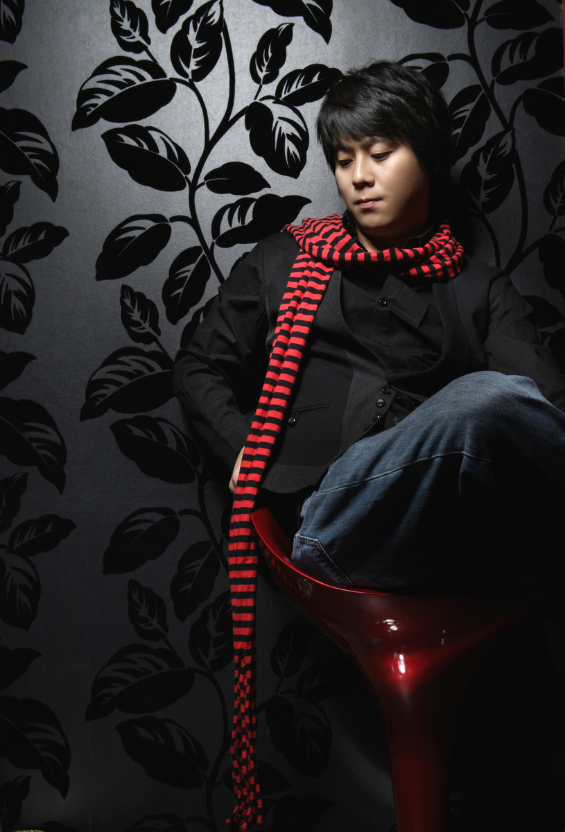  p>李在勋是一位韩国人,出生于1974年7月30日.