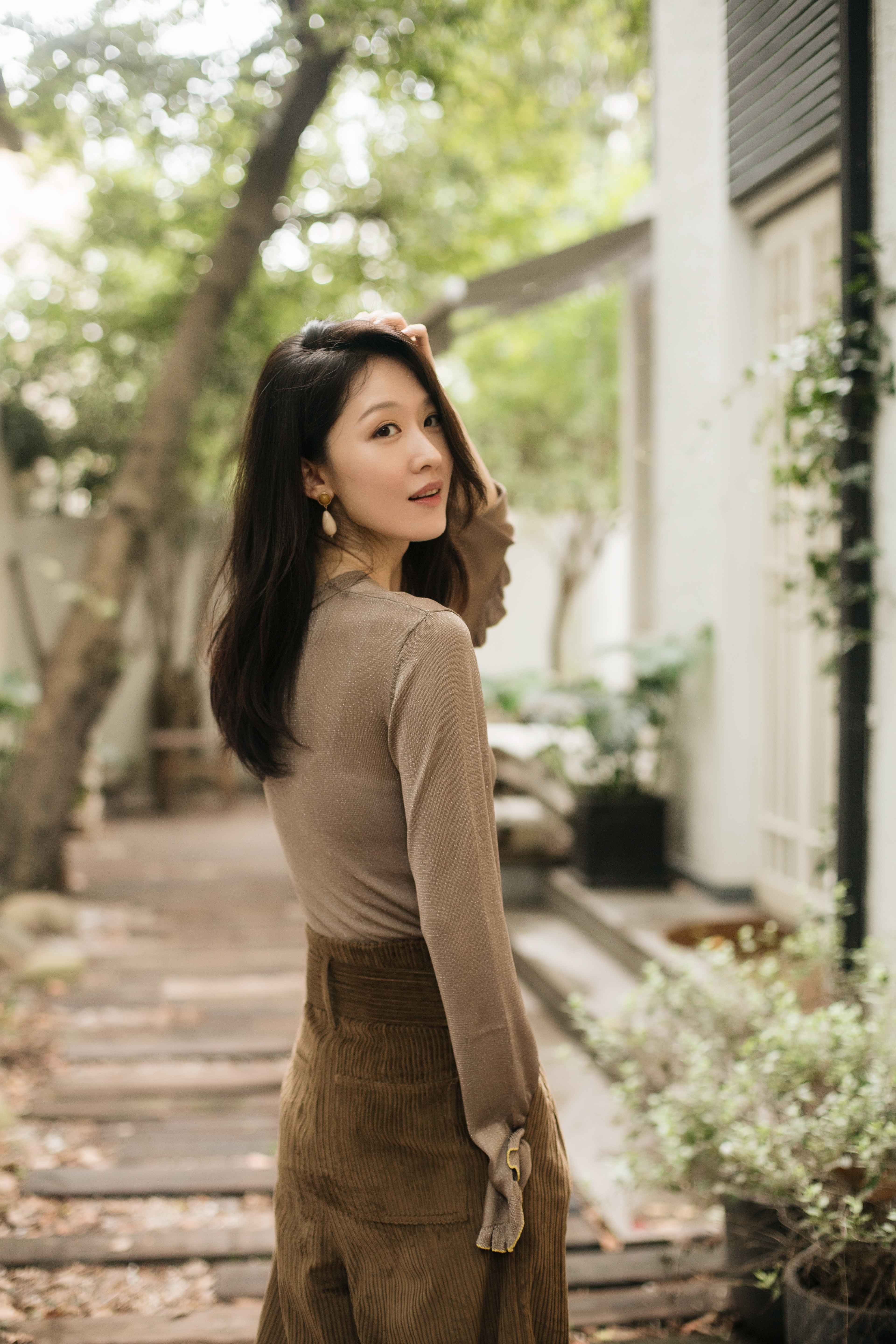  p>张雯,1985年9月12日出生于上海市,中国内地女演员,毕业于 a target