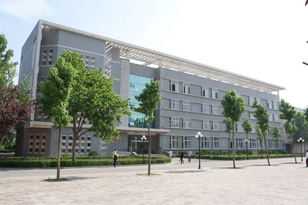 山东丝绸纺织学院