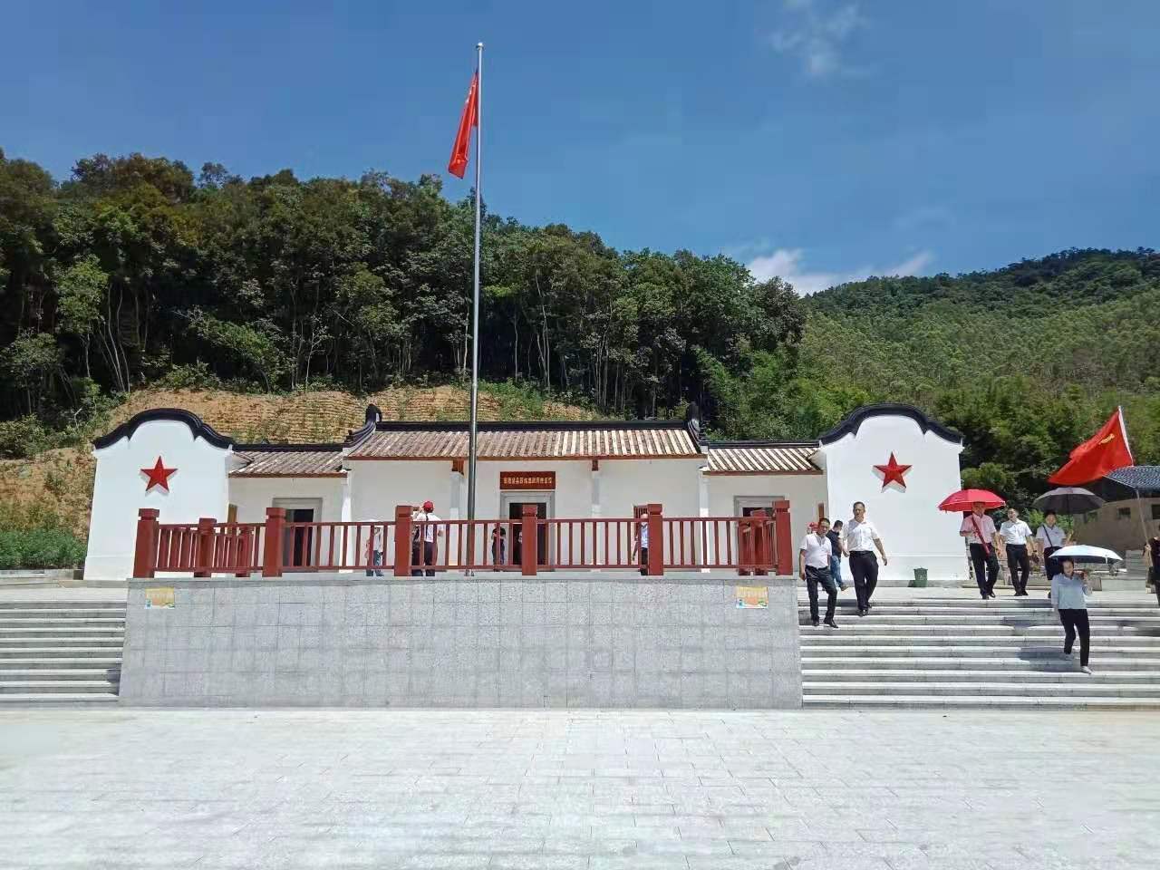  p>黄羌镇,隶属于广东省 a target="_blank" href="/item/汕尾市