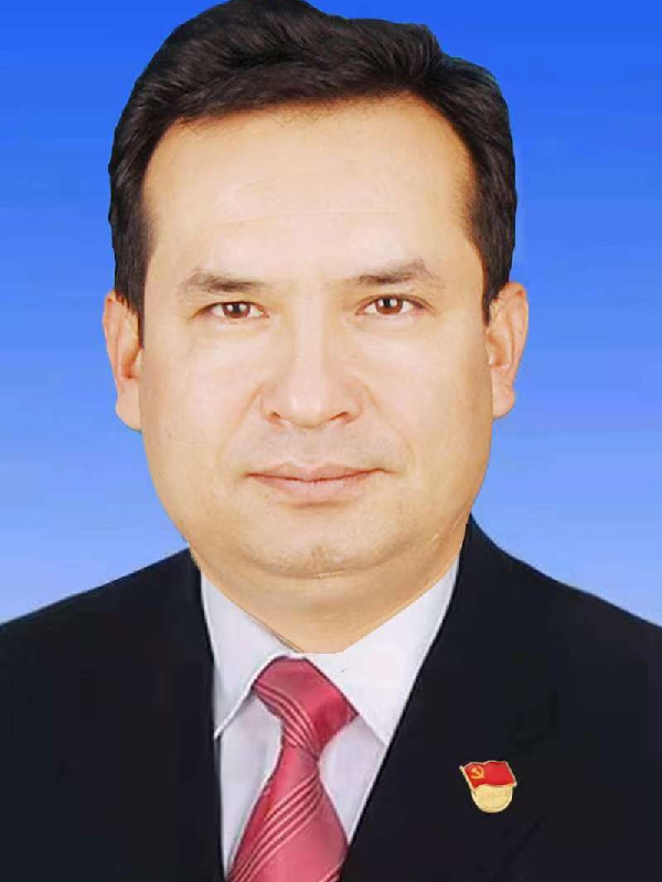  p>阿布都沙迪尔·吐尔洪,男,维吾尔族, 1975年11月24日生,阿克陶县