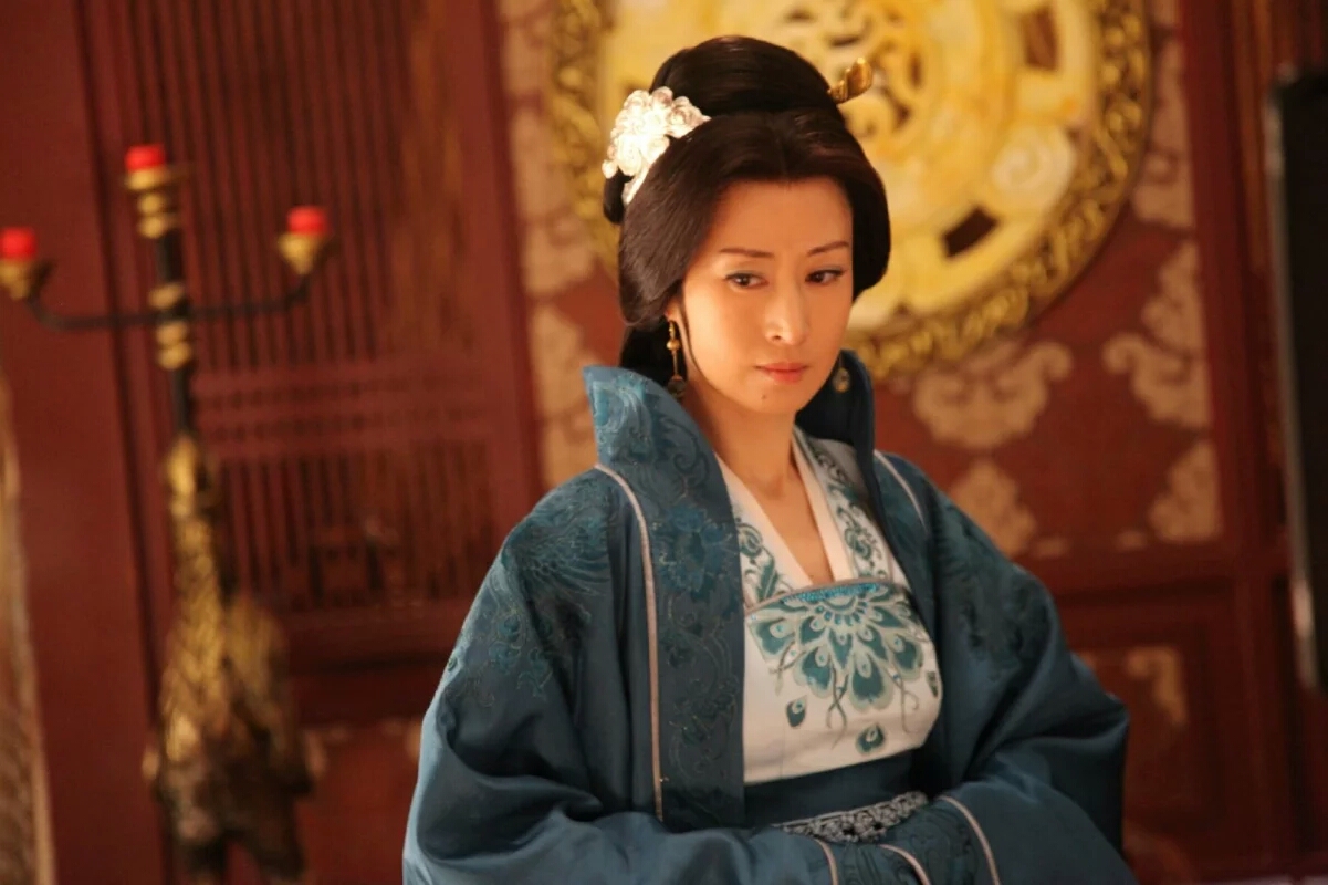  p>静妃,女,古装类电视剧《琅琊榜》中的人物角色,由刘敏涛饰演.  /p>