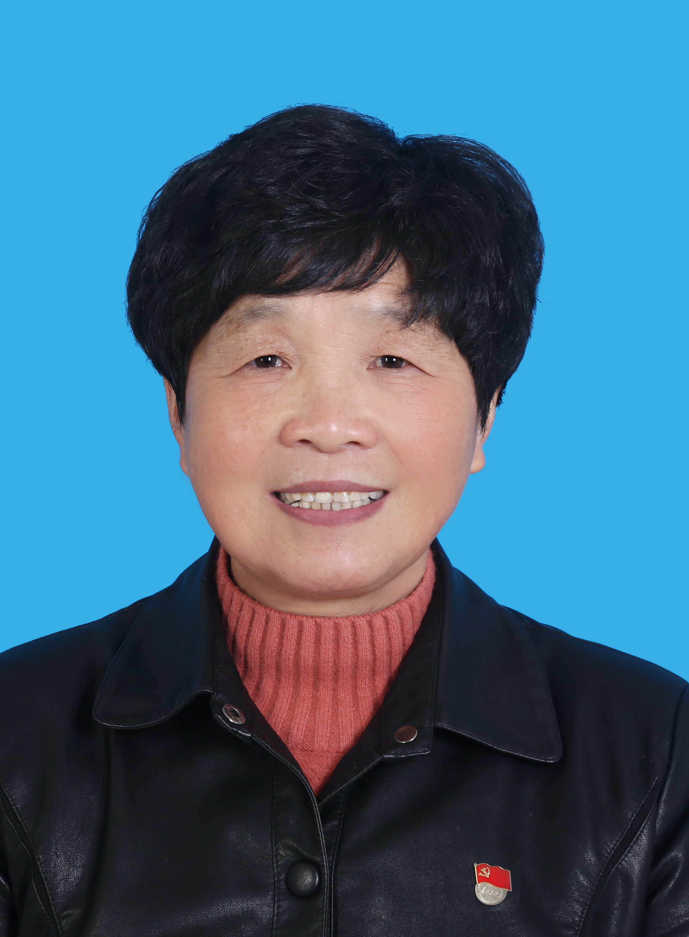  p>张奇芬,女,1951年3月生,盐城市亭湖区便仓镇关工委常务副主任.