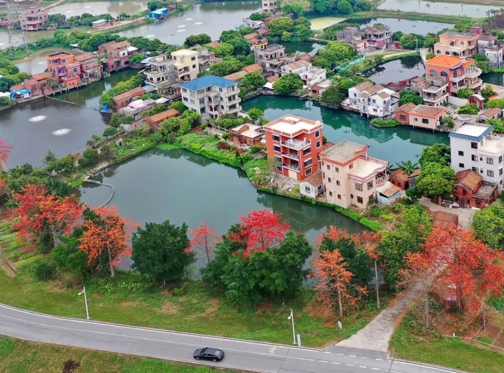 ">龙江镇,隶属于广东省 a target="_blank" href="/item/佛山/200343"