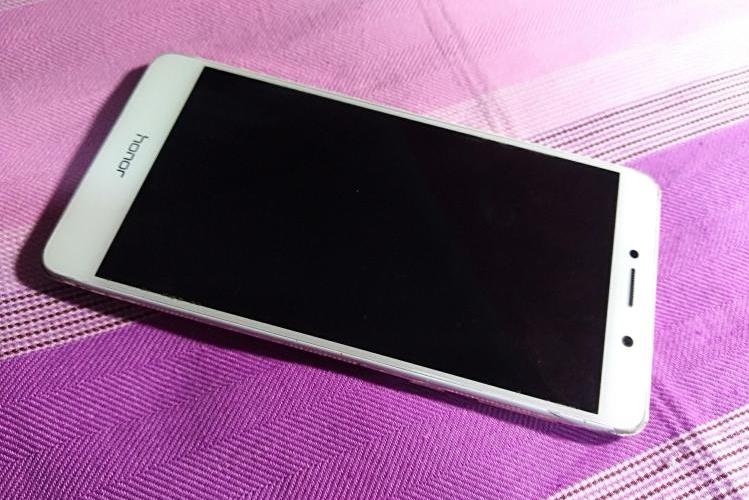 荣耀畅玩6x(3gb ram/移动4g)