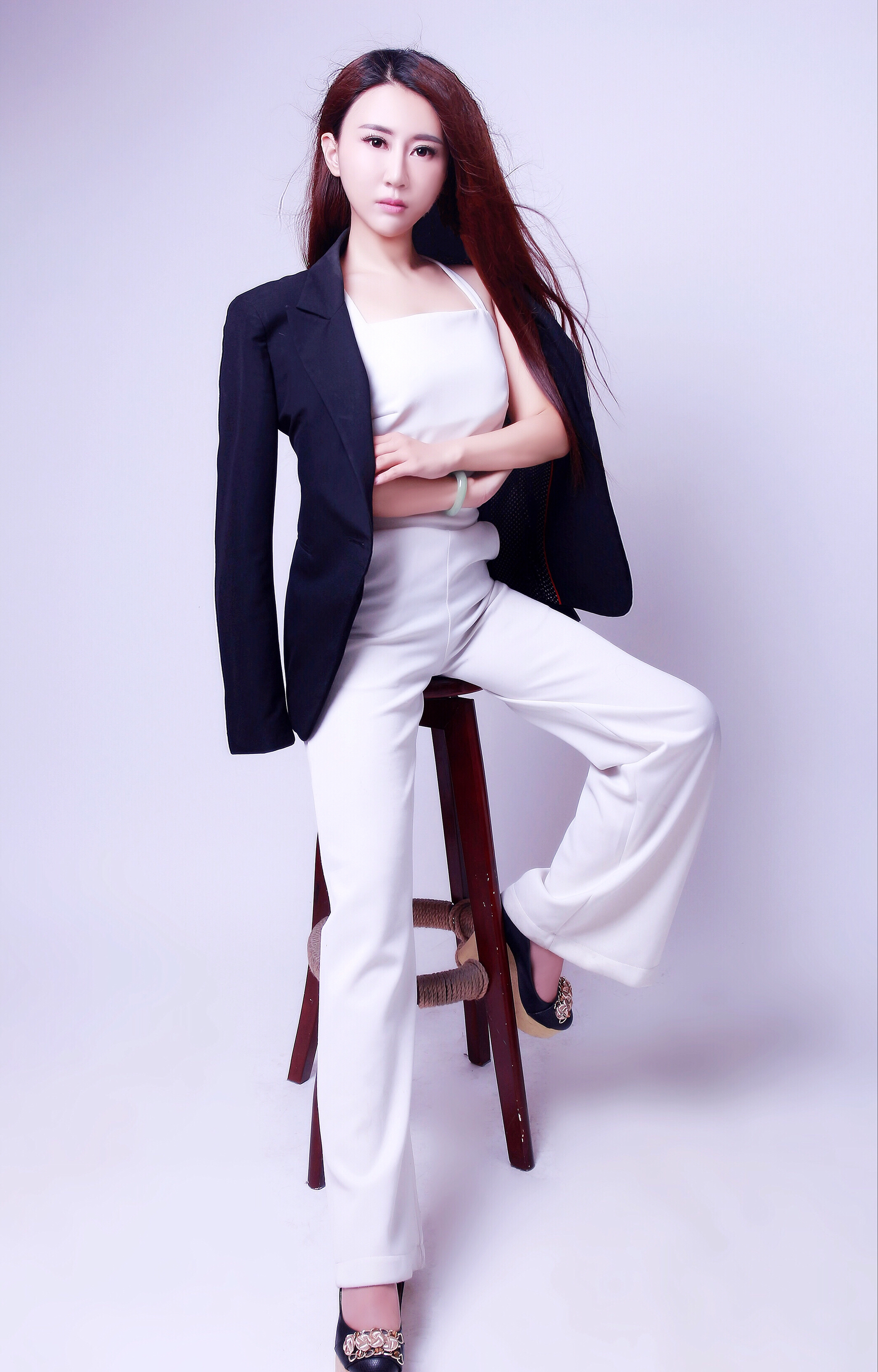  p>陈晓宇 世界时尚小姐北京赛区冠军 /p>