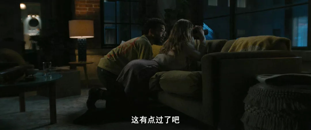 鬼迷心窍的不雅偷窥，竟被玩成了先锋艺术？_百科TA说