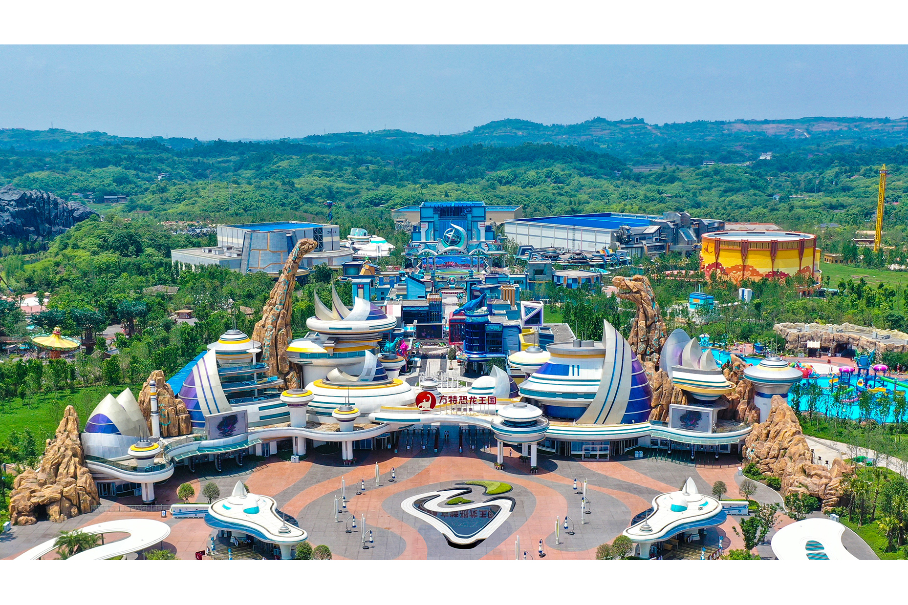  p data-id="swzef4hgdabp">自贡方特恐龙王国,位于四川省自贡市大安