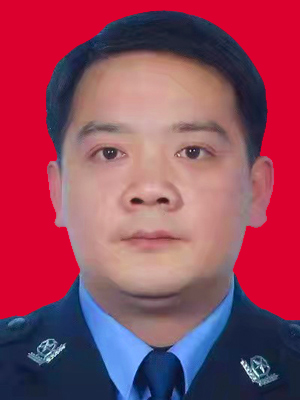  p data-id="slyms8xsnopq">李小兵现任湖南省郴州市临武县政府党组