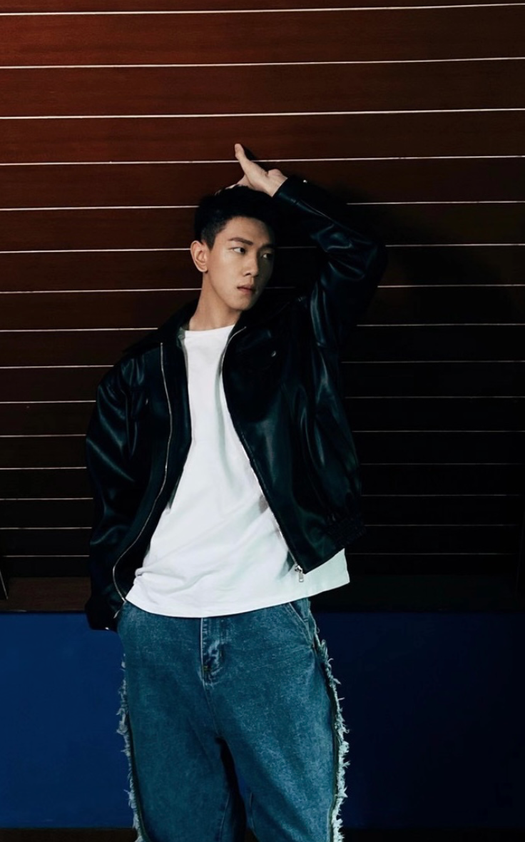 id="go12z7737n">张琛,1999年11月27日出生于北京,中国内地男演员