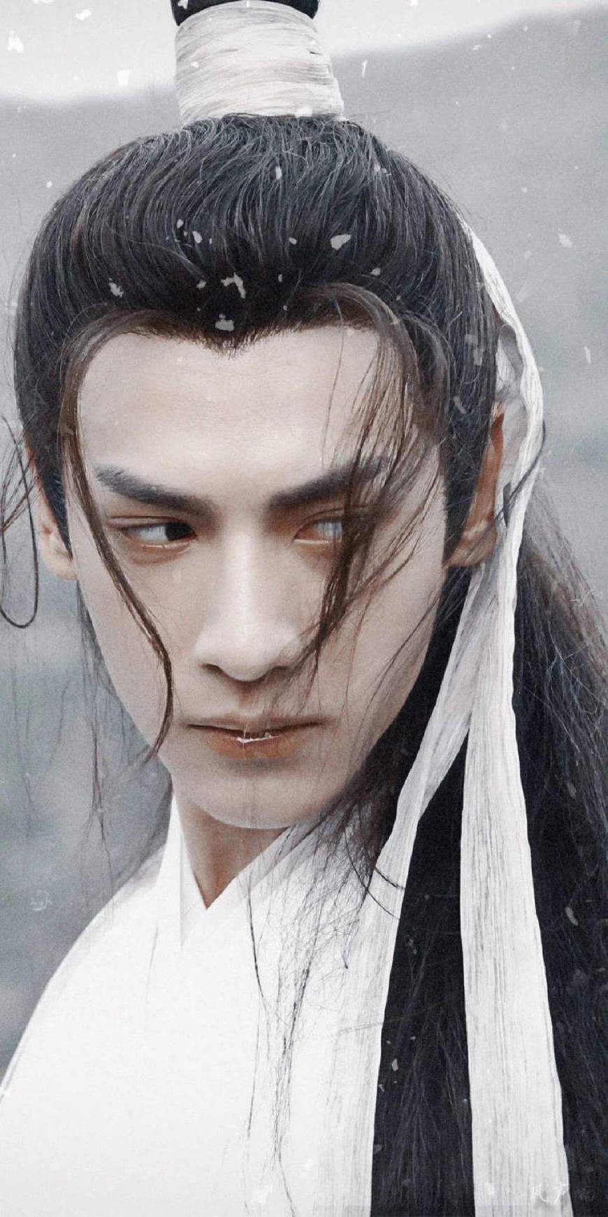 白衣古装的男星：哪位是你的男神，李易峰or朱一龙，还是罗云熙？_百科TA说