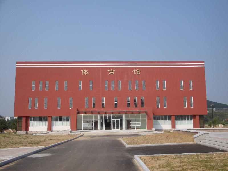 山东省荣成市实验中学