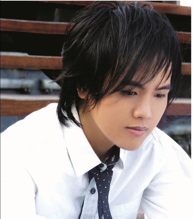  p>《难道是我上辈子欠了你》是郑源演唱的一首歌曲,由著名音乐人 a