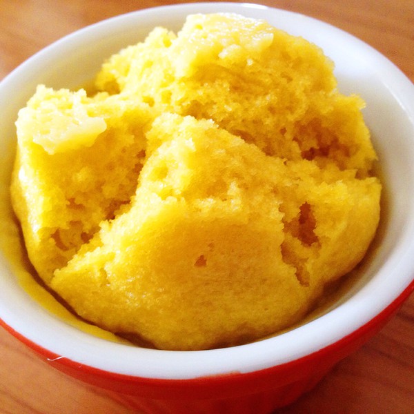  p>蒸南瓜松糕是以蒸熟的南瓜125克,鸡蛋1个为原料制作而成的一道美食