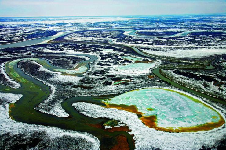  p>弗兰格尔岛(wrangelisland),俄语作ostrovvrangelya.