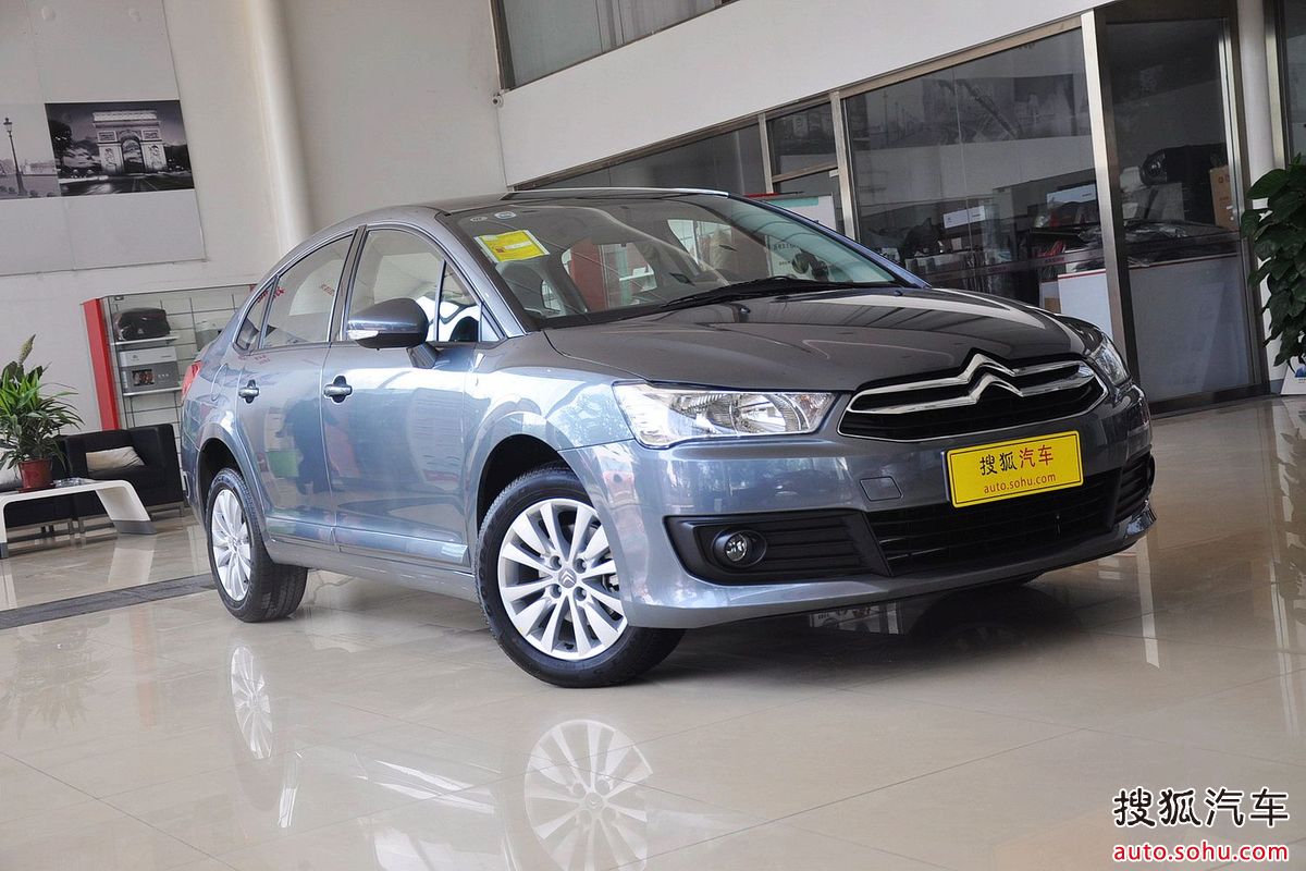 2,太平洋汽车网是指雪铁龙cquatre,即雪铁龙世嘉世嘉是东风雪铁龙出击