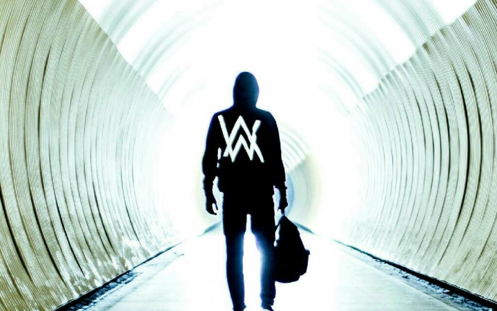  /a>》的前身,都由作曲者艾兰·奥拉夫·沃克(alan olav walker)作曲