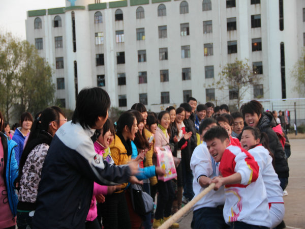  p>凤台县第十中学,又名 b>凤台十中 /b>,位于安徽省淮南市 a href="