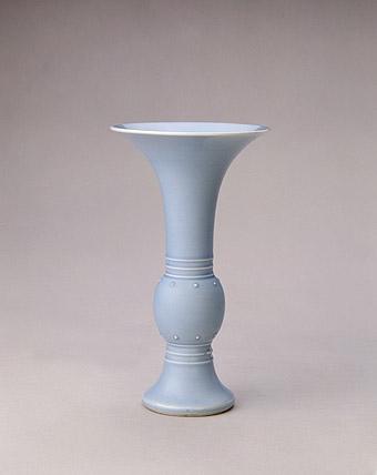 清康熙天蓝釉花觚