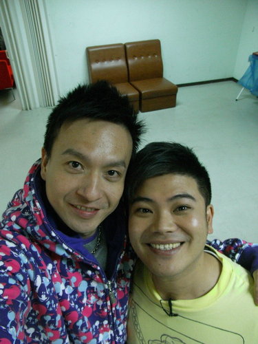  p>小钟,本名钟昀呈,1971年12月16日生于台湾台北县三峡镇, a target=