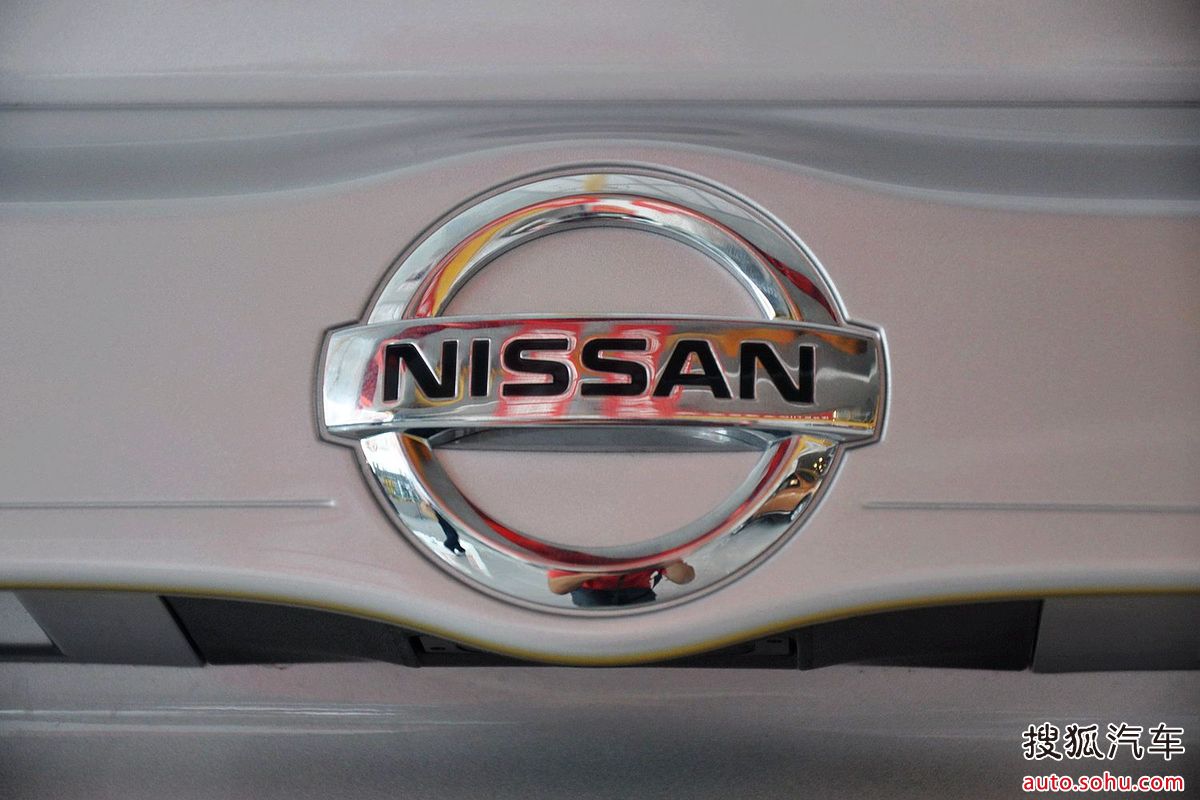  p>日产阳光是日产公司的阳光系列轿车,历史 a href="#">悠久 /a>.