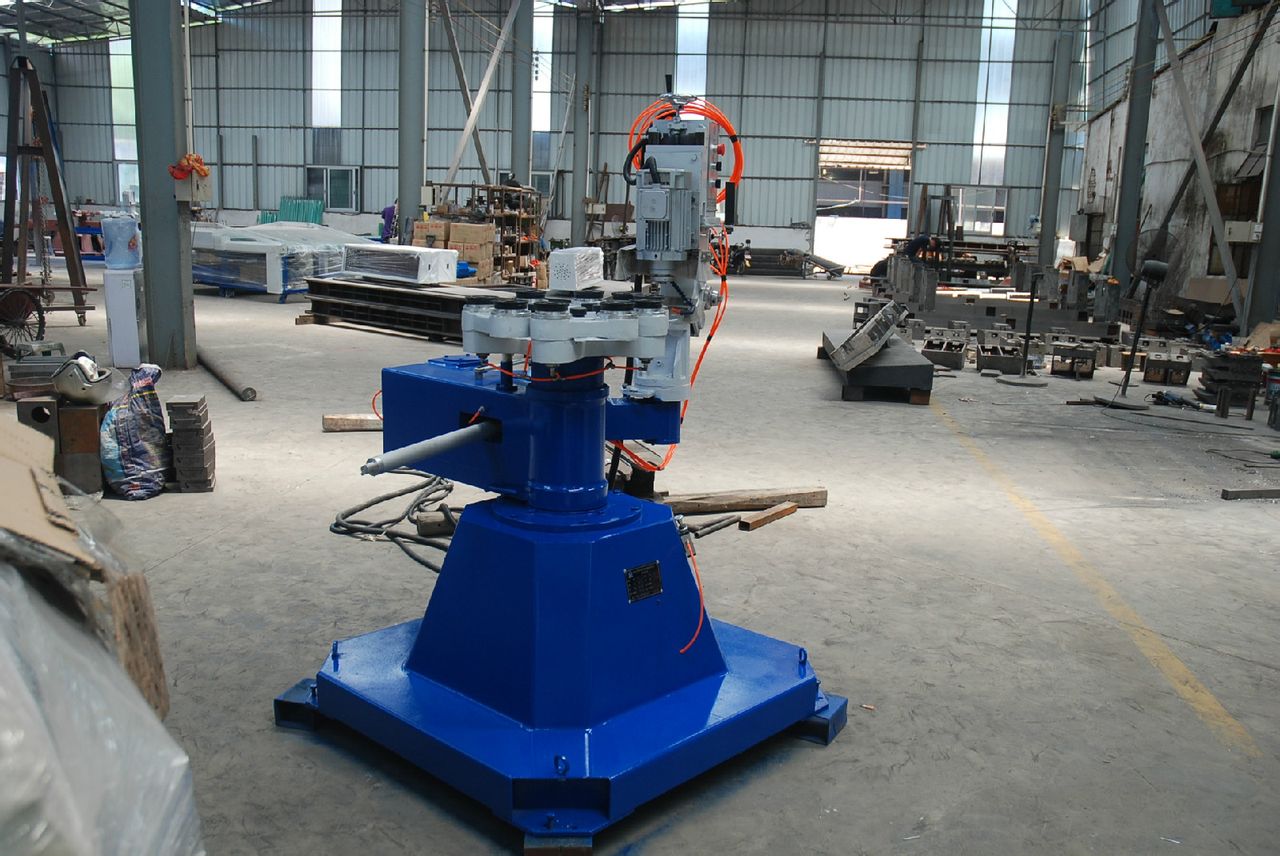 ="2552089">玻璃深加工 /a>设备中产生最早且用量最大的机械设备之一