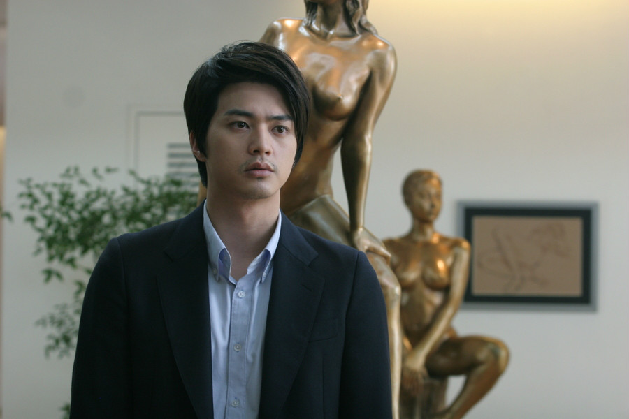  p>《娜塔莉的情人》由朱京中执导, a href="#" data-lemmaid="