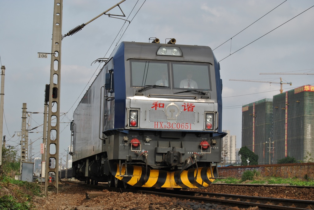 和谐型电力机车