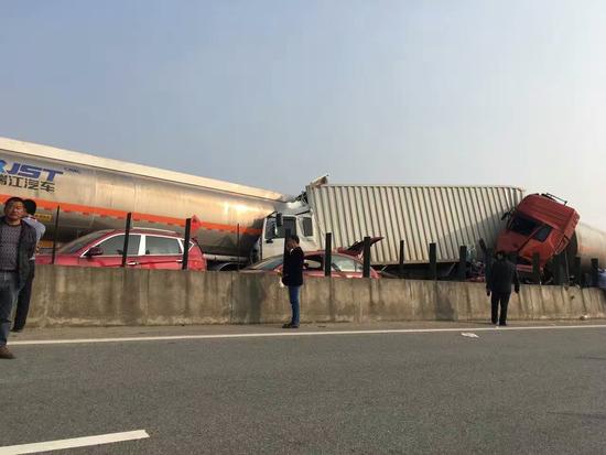 12·30二广高速临澧段重大事件