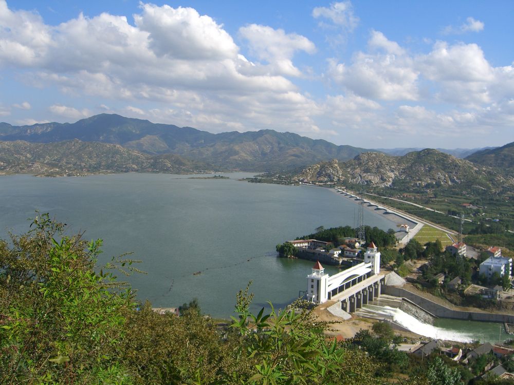 天龙湖