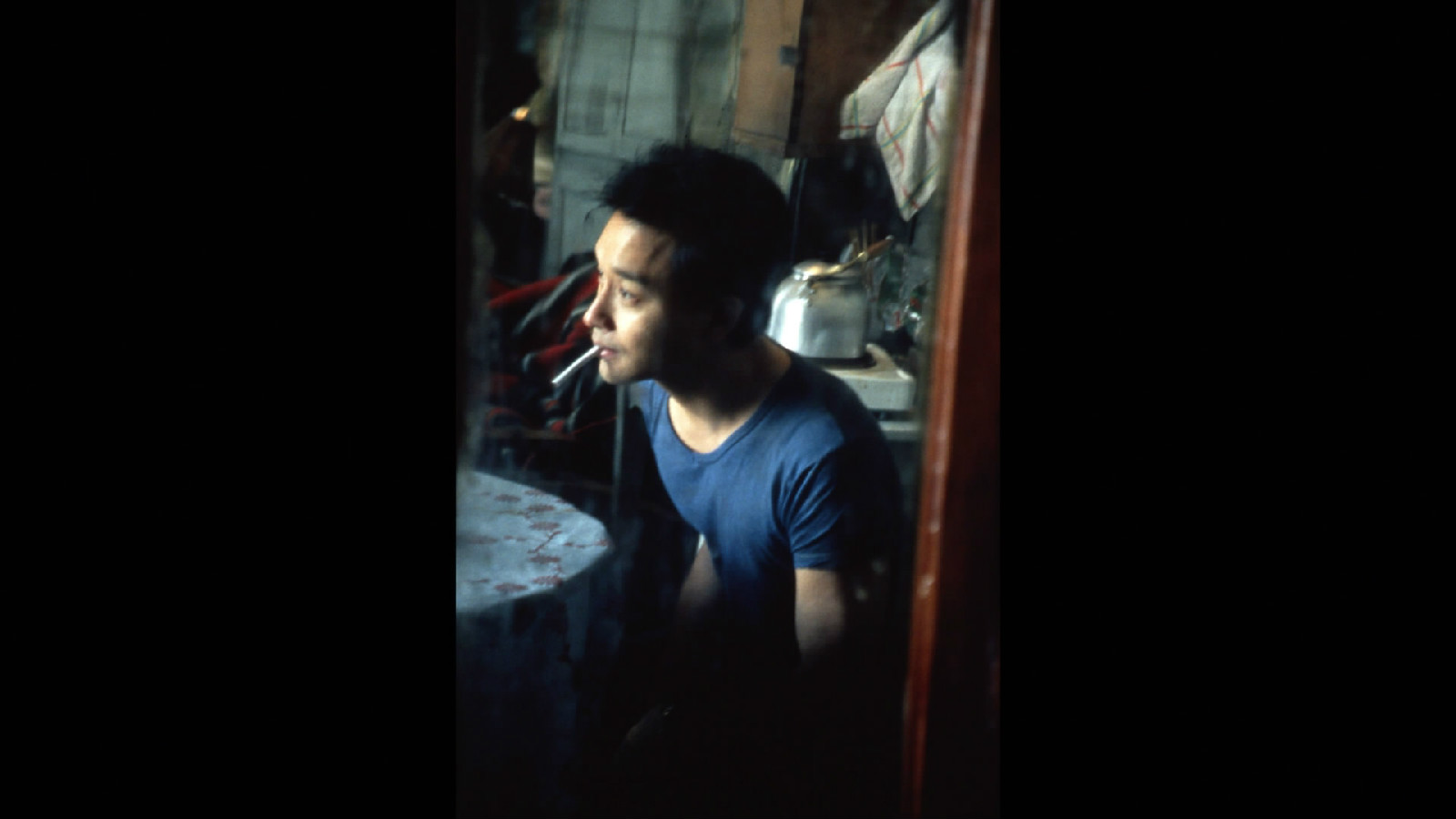  p>《春光乍泄》是由 a href="#" data-lemmaid="373607">王家卫 /a>