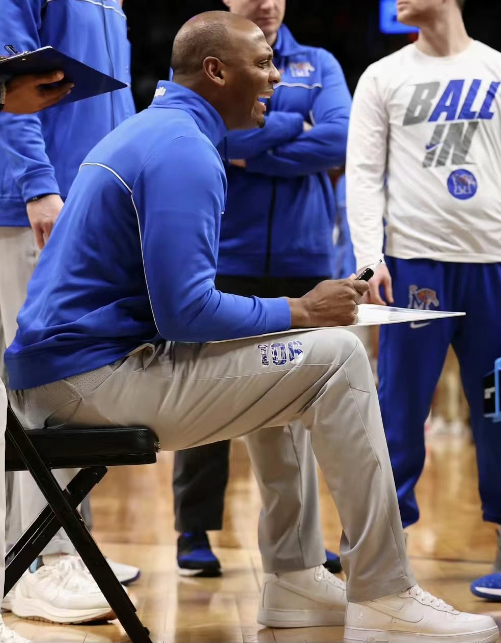 安芬尼·哈达威