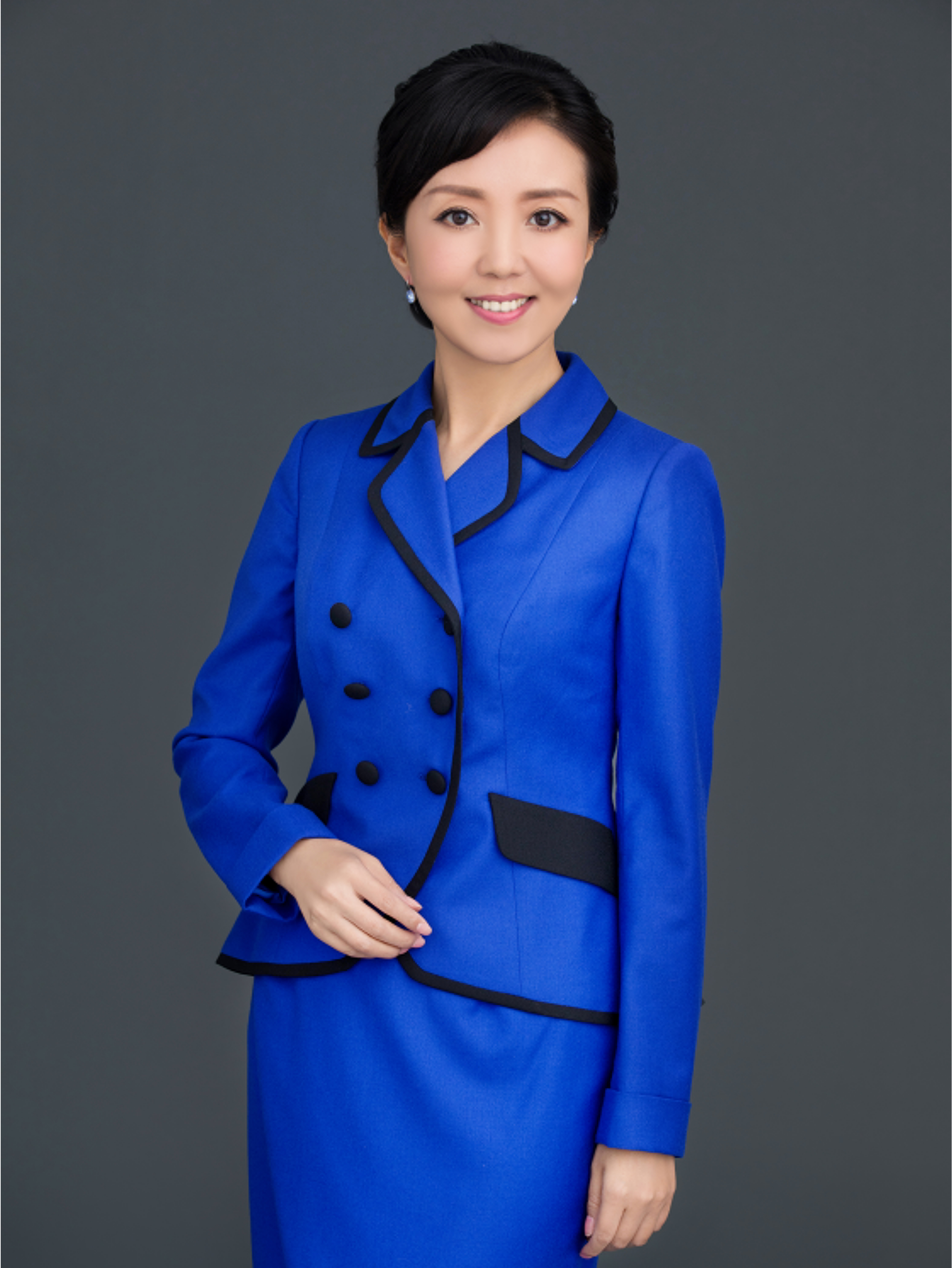  p data-id="gnbrgsa8il">王芳律师,女,中国国籍, sup data-ctrid="