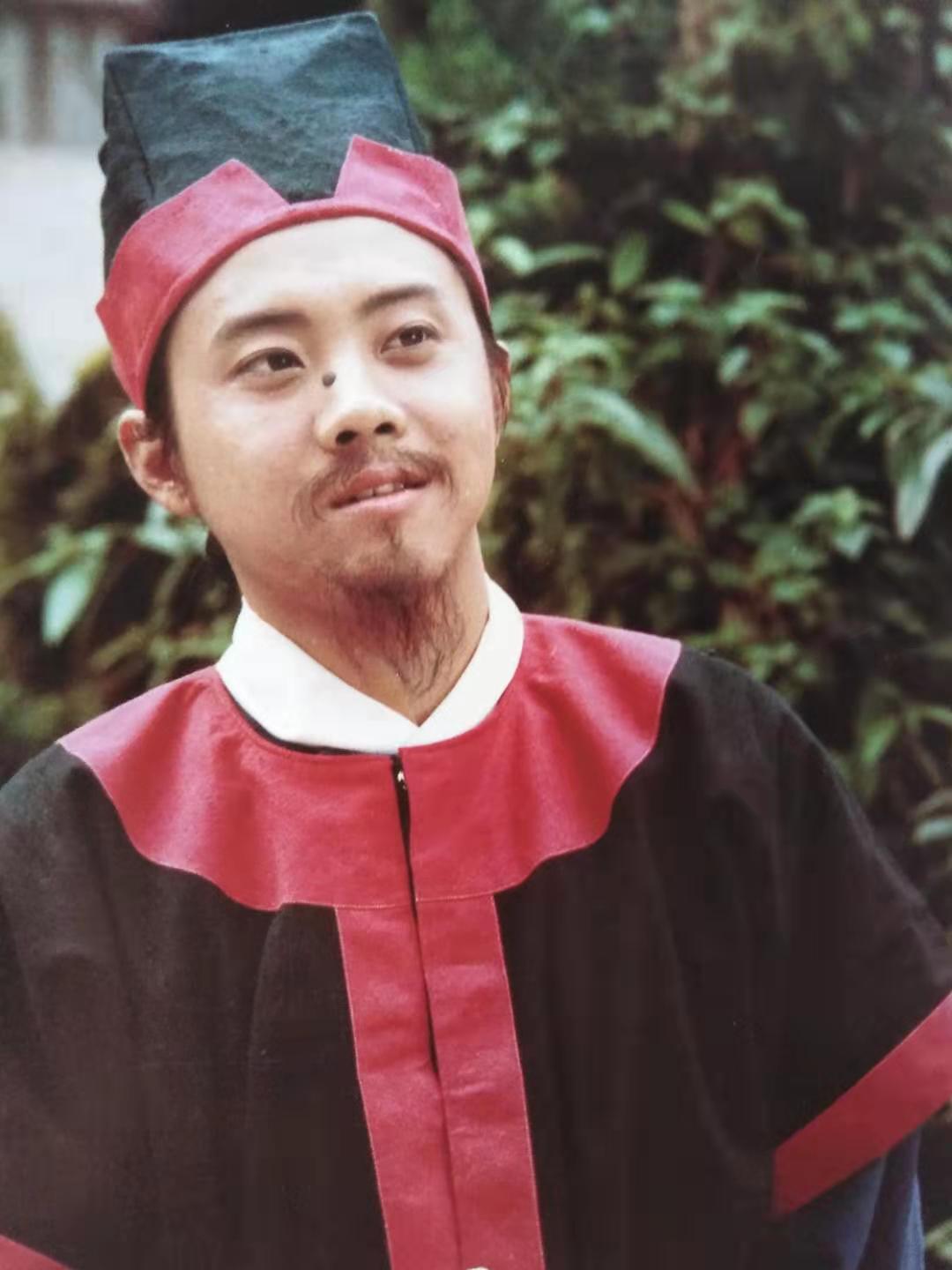 红楼梦：贾雨村打发门子的背后，你读懂了什么？_百科TA说