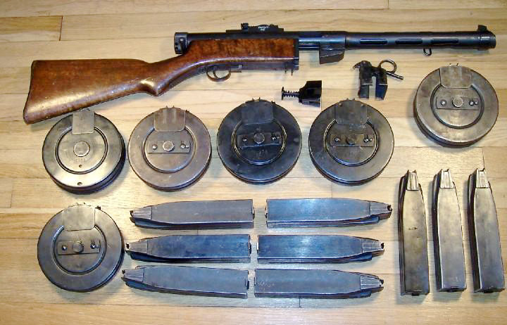  p>索米m1931冲锋枪,1929-1930年,拉蒂在m26基础上推出了一款 a